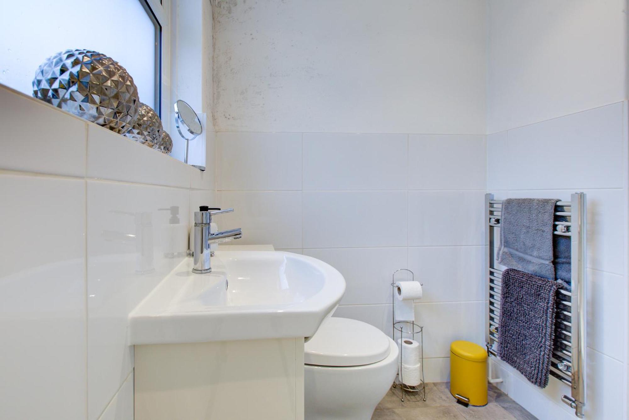 'Number 11' Central Colchester - Super Convenient 2 X Double Bed 1 X Single Bed Cottage Plus Office & Garden, 8 Min Walk Nth Station & Town Ctr, 2 Min Walk Local Shops & Restaurants 외부 사진