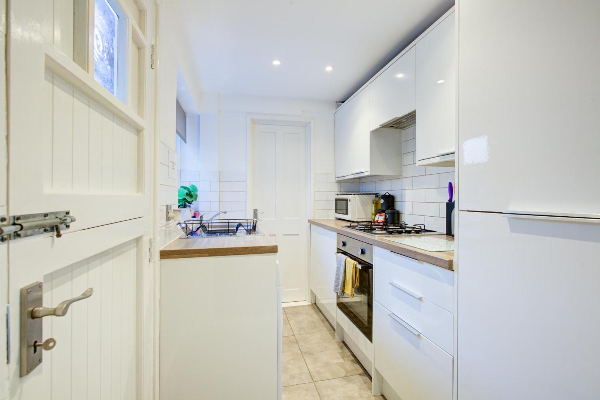 'Number 11' Central Colchester - Super Convenient 2 X Double Bed 1 X Single Bed Cottage Plus Office & Garden, 8 Min Walk Nth Station & Town Ctr, 2 Min Walk Local Shops & Restaurants 외부 사진