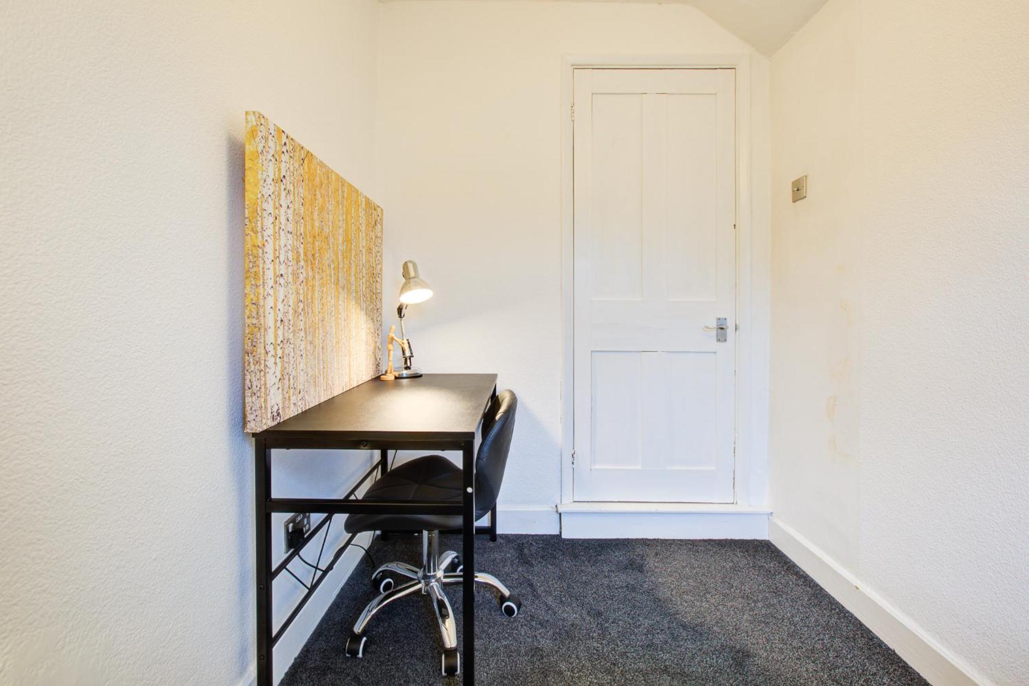'Number 11' Central Colchester - Super Convenient 2 X Double Bed 1 X Single Bed Cottage Plus Office & Garden, 8 Min Walk Nth Station & Town Ctr, 2 Min Walk Local Shops & Restaurants 외부 사진