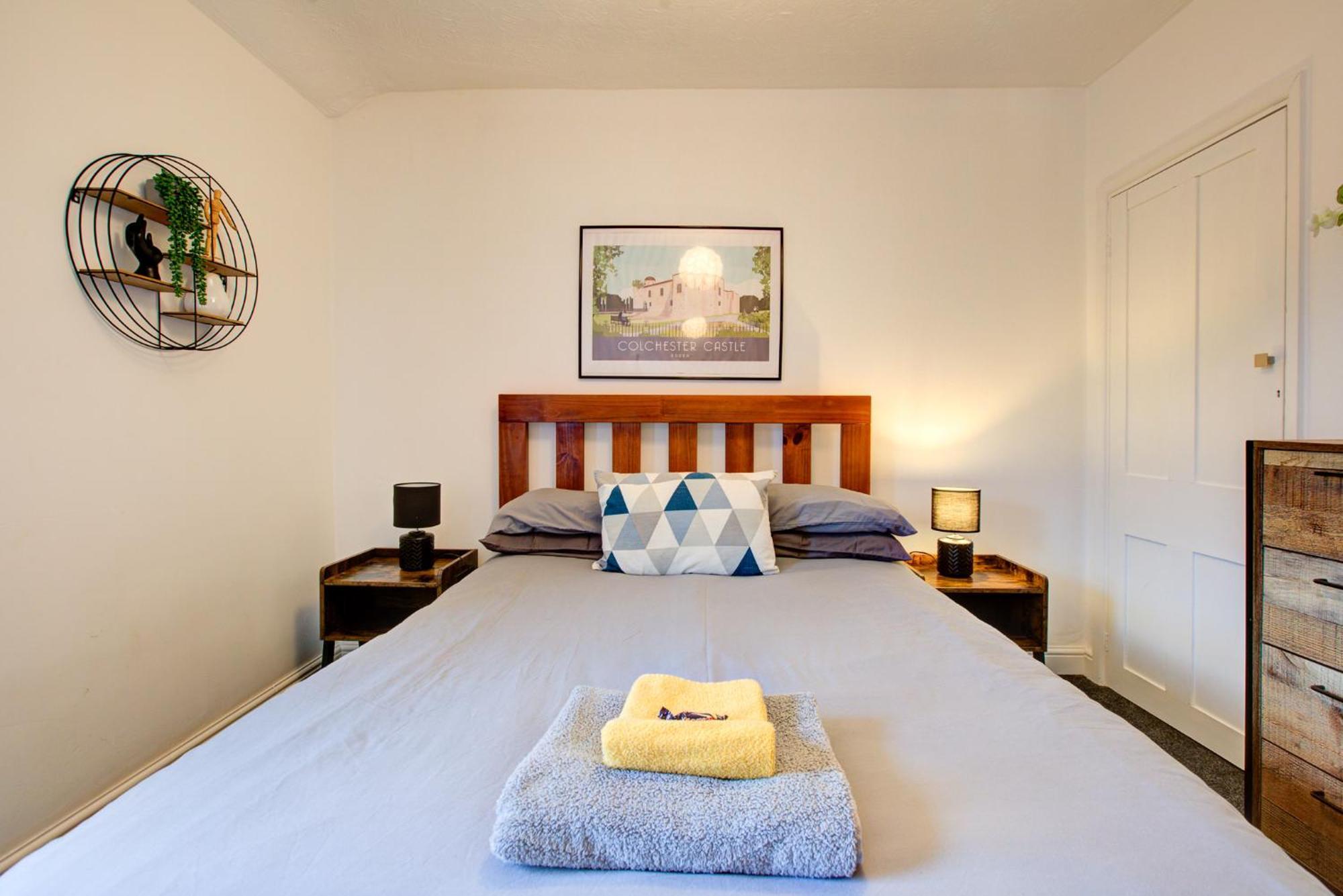 'Number 11' Central Colchester - Super Convenient 2 X Double Bed 1 X Single Bed Cottage Plus Office & Garden, 8 Min Walk Nth Station & Town Ctr, 2 Min Walk Local Shops & Restaurants 외부 사진